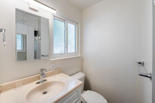 4159 N Lead Avenue, Fresno, CA 93722