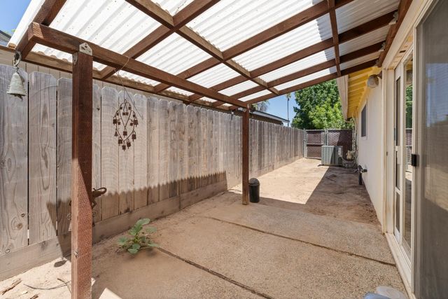4159 N Lead Avenue, Fresno, CA 93722