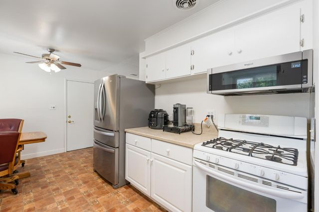 4159 N Lead Avenue, Fresno, CA 93722
