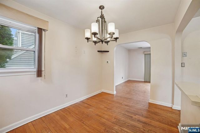 18 Byrne Place, Bergenfield, NJ 07621