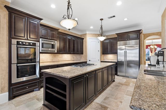 11718 Montmarte Boulevard, Houston, TX 77082