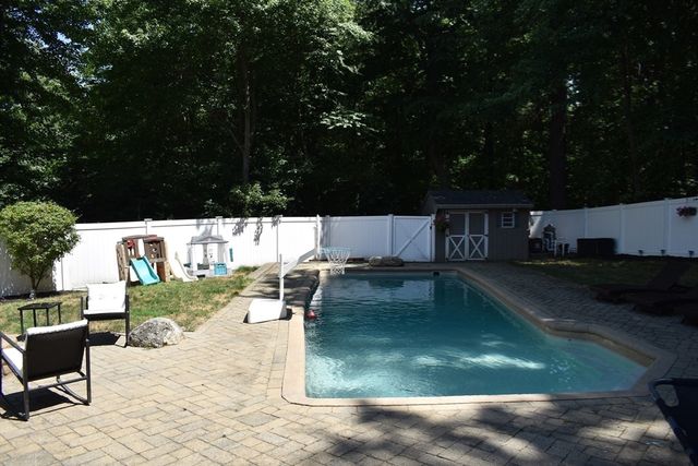 123 Houde St, Marlborough, MA 01752