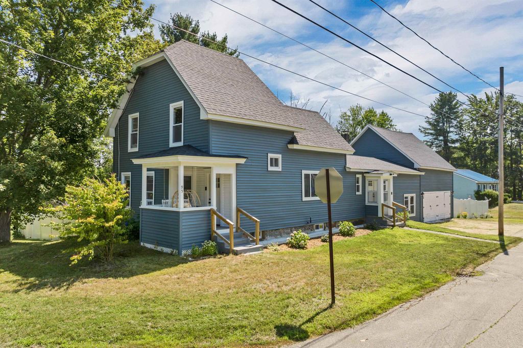 95 Massachusetts Avenue, Laconia, NH 03246