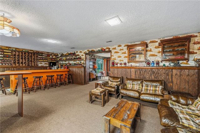 6392 Locust Street Extension, Lockport Town, NY 14094