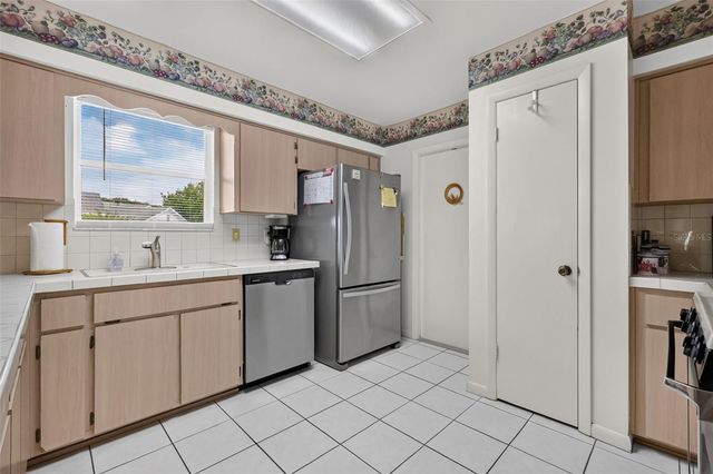 1036 SCOTCH PINE CT, Leesburg, FL 34788