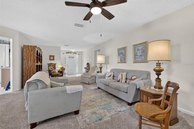1036 SCOTCH PINE CT, Leesburg, FL 34788