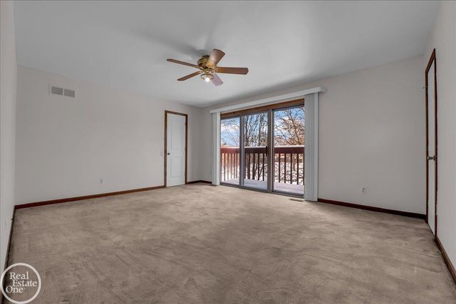 42233 Lochmoor Street, Clinton Township, MI 48038