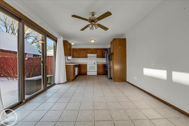 42233 Lochmoor Street, Clinton Township, MI 48038