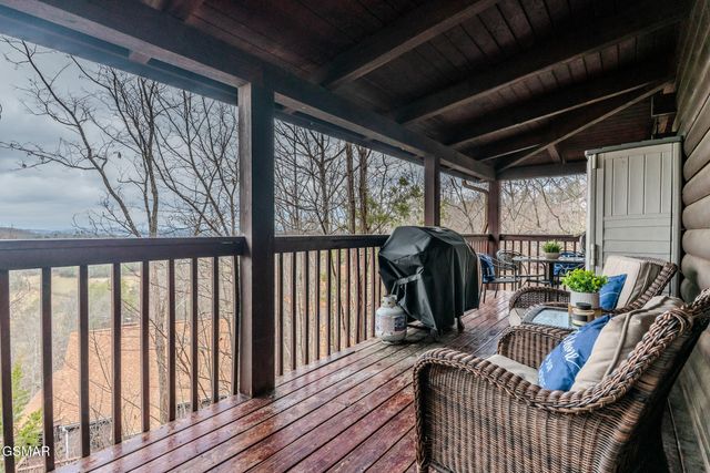 1038 Willard Way, Sevierville, TN 37876