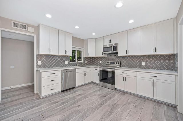10226 La Presa Way, Rancho Cordova, CA 95670