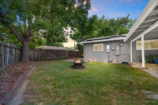 10226 La Presa Way, Rancho Cordova, CA 95670