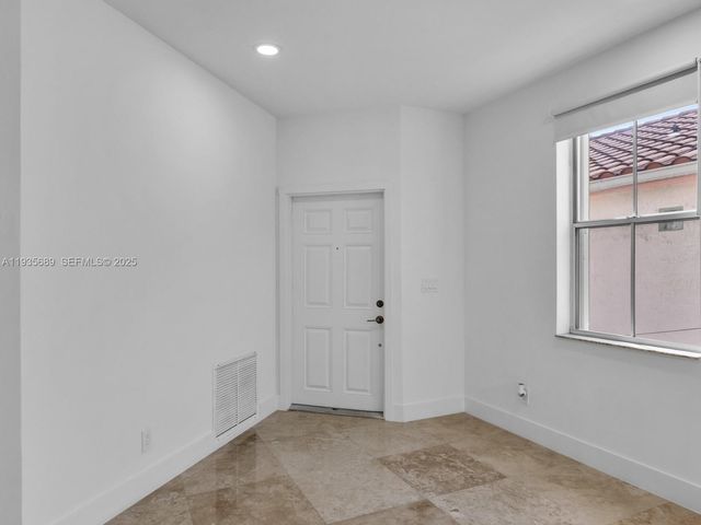 2130 NW 184th Way, Pembroke Pines, FL 33029