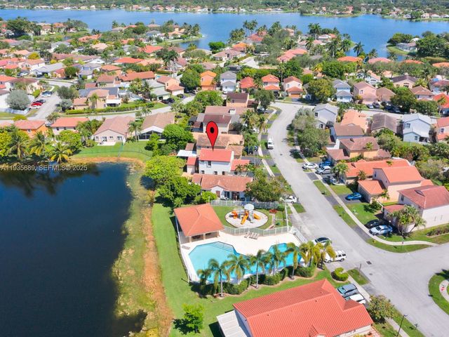 2130 NW 184th Way, Pembroke Pines, FL 33029
