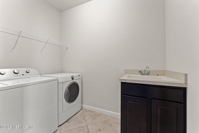 14056 CORRINE Circle, Jacksonville, FL 32258