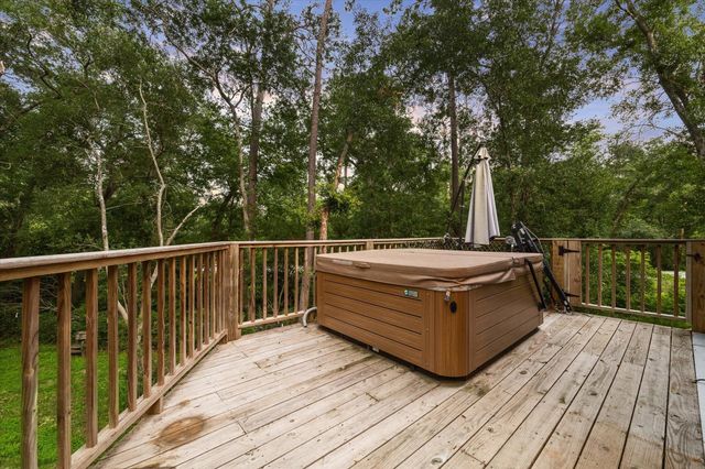 11818 Deep Woods Drive, Cypress, TX 77429