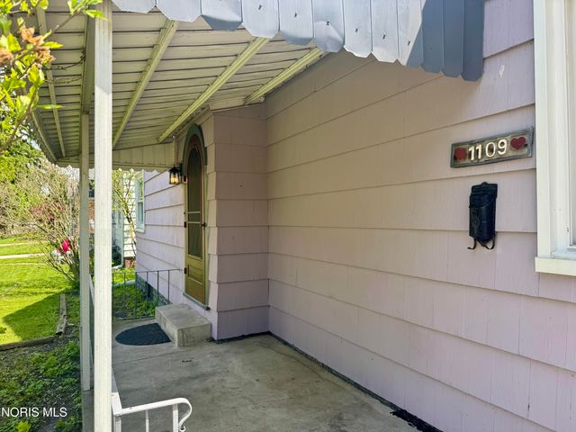 1109 Branleigh Drive, Toledo, OH 43612