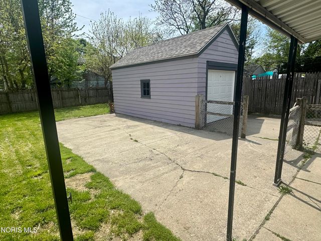 1109 Branleigh Drive, Toledo, OH 43612