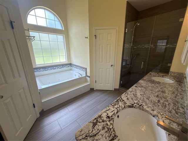 2008 Lancaster ST, San Marcos, TX 78666