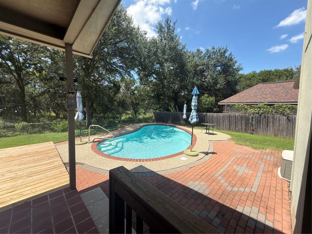 2008 Lancaster ST, San Marcos, TX 78666