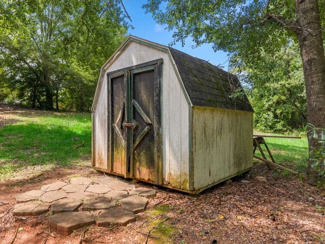 260 Lindsey Ridge Road, Lyman, SC 29365