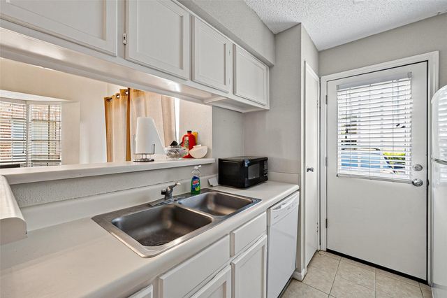 1515 Sandy Springs Road 1604, Houston, TX 77042