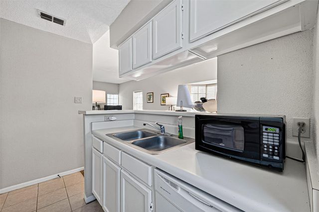 1515 Sandy Springs Road 1604, Houston, TX 77042