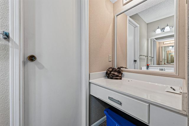 1515 Sandy Springs Road 1604, Houston, TX 77042