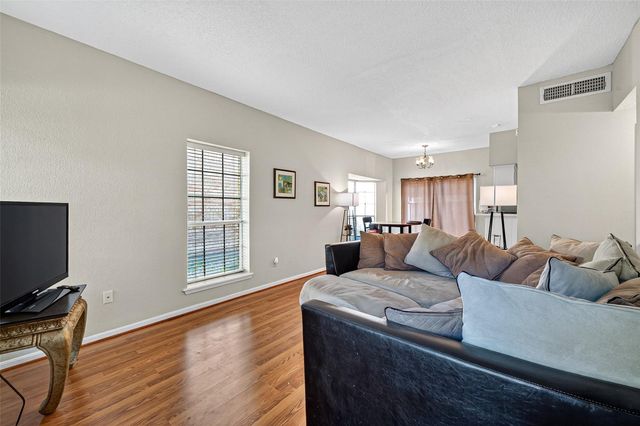 1515 Sandy Springs Road 1604, Houston, TX 77042