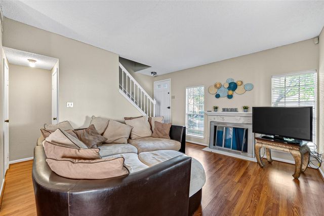 1515 Sandy Springs Road 1604, Houston, TX 77042