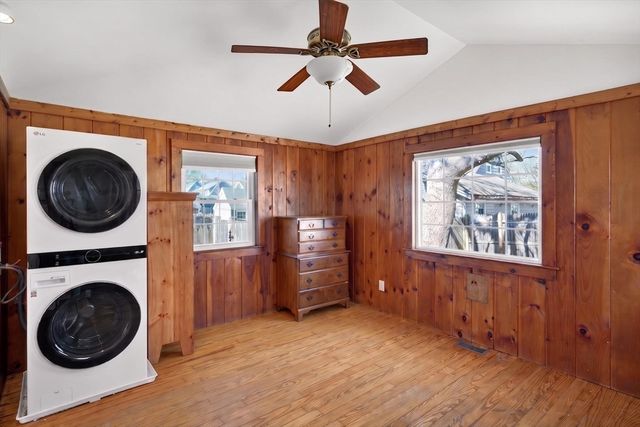 9 Mayflower Rd, Yarmouth, MA 02673