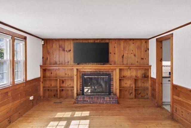 9 Mayflower Rd, Yarmouth, MA 02673