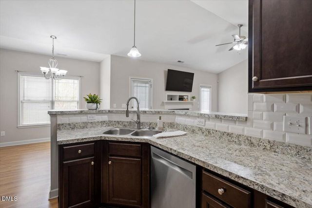 35 Fox Run Court, Benson, NC 27504