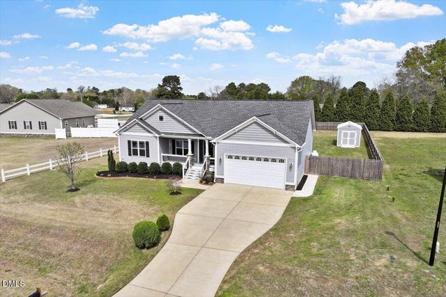 35 Fox Run Court, Benson, NC 27504