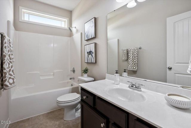 35 Fox Run Court, Benson, NC 27504