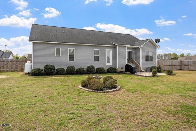 35 Fox Run Court, Benson, NC 27504