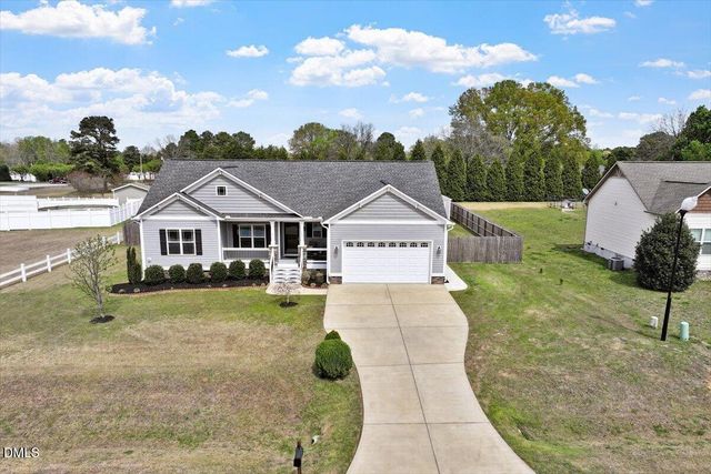 35 Fox Run Court, Benson, NC 27504