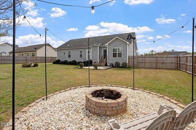 35 Fox Run Court, Benson, NC 27504