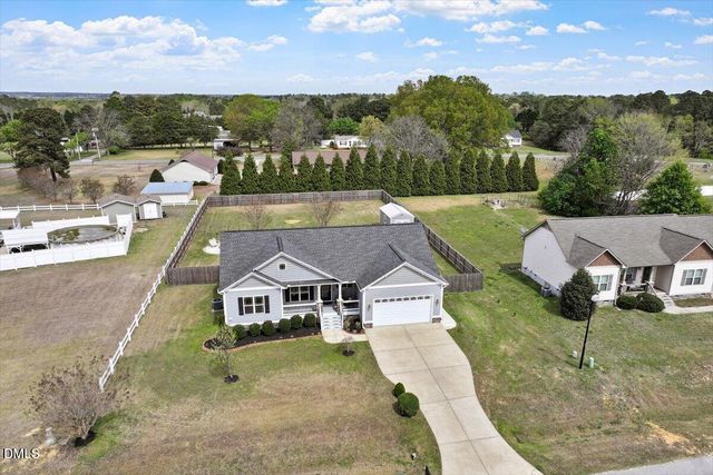 35 Fox Run Court, Benson, NC 27504