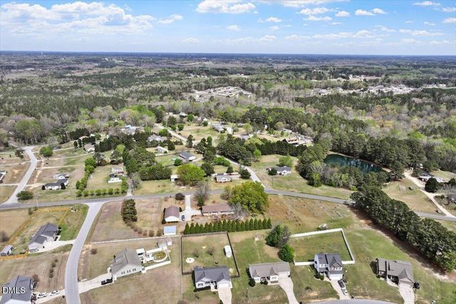 35 Fox Run Court, Benson, NC 27504