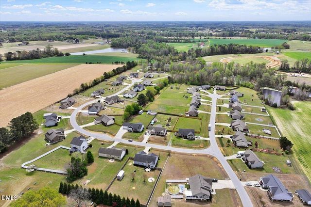 35 Fox Run Court, Benson, NC 27504