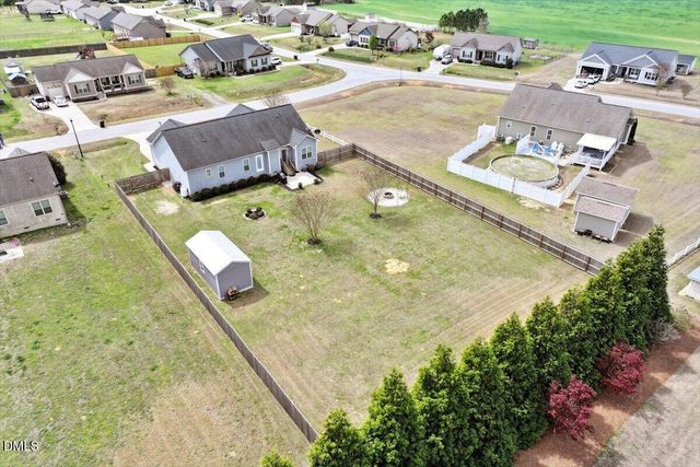 35 Fox Run Court, Benson, NC 27504