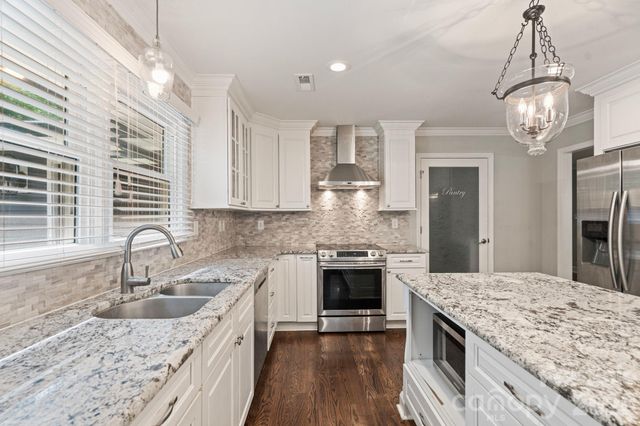 2913 Old Stage Road, Gastonia, NC 28052