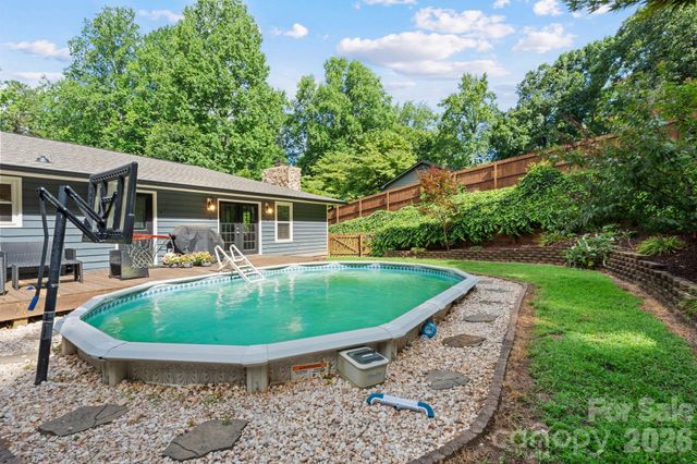 2913 Old Stage Road, Gastonia, NC 28052