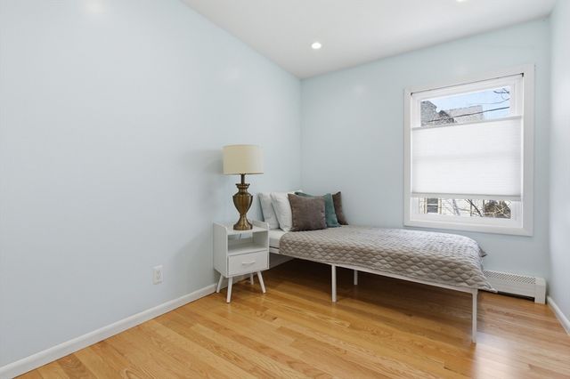 2 Howe Ter 3, Boston, MA 02125