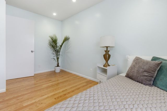 2 Howe Ter 3, Boston, MA 02125