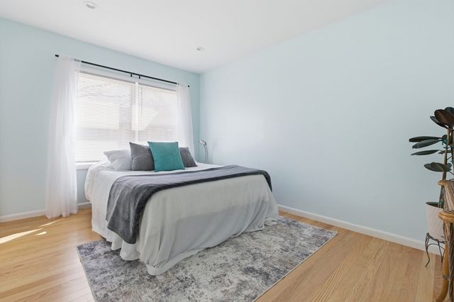 2 Howe Ter 3, Boston, MA 02125