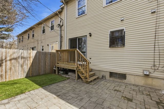 2 Howe Ter 3, Boston, MA 02125