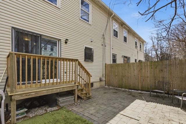 2 Howe Ter 3, Boston, MA 02125