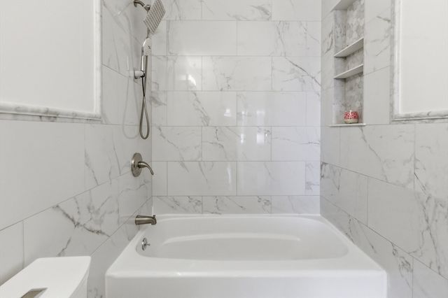 2 Howe Ter 3, Boston, MA 02125