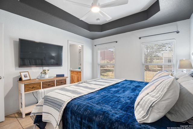 1376 Hedgestone, Canyon Lake, TX 78133